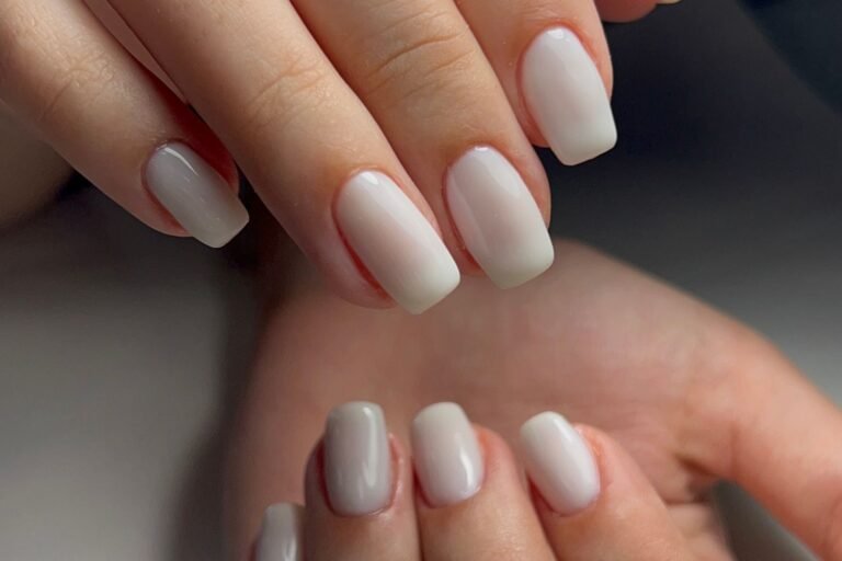 20 Elegant Nude Nail Designs